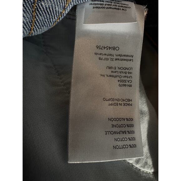 We The People Women’s Distressed High-Rise Denim Shorts Size 29 Frayed - Picture 6 of 8